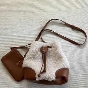 Crossbody bag